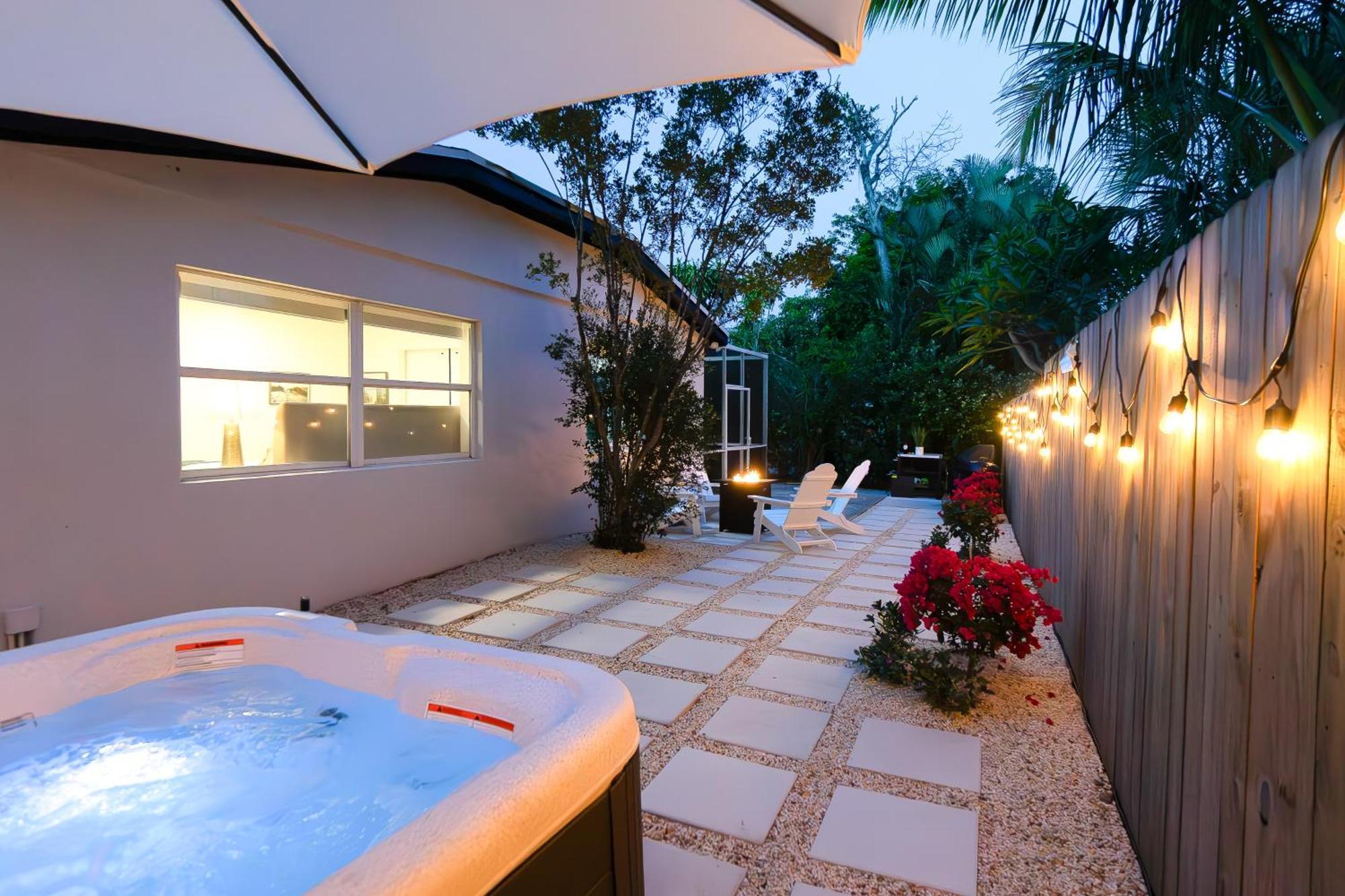 West Palm Beach Elegant 5Br With Hot Tub And Fire Pit Near Beach Bagian luar foto